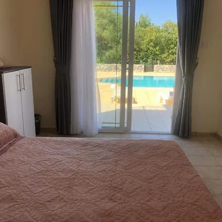 Willa Beautiful Spacious, Private 4 Bedroomed With Amazing Views And Own Poolp *