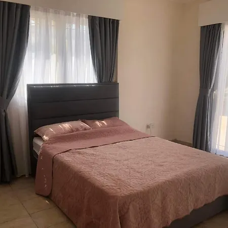 Villa Beautiful Spacious, Private 4 Bedroomed With Amazing Views And Own Poolp *