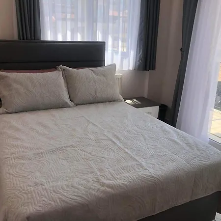 Beautiful Spacious, Private 4 Bedroomed With Amazing Views And Own Poolp Willa Lapitos